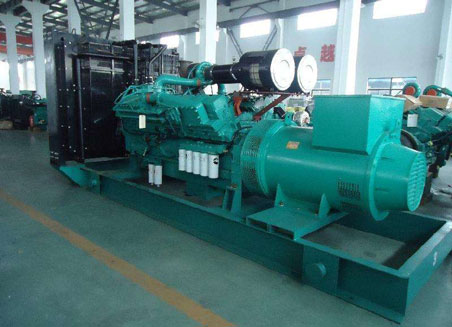 阿拉善左800kw康明斯柴油发电机组图片 阿拉善左800kw康明斯柴油发电机组图片